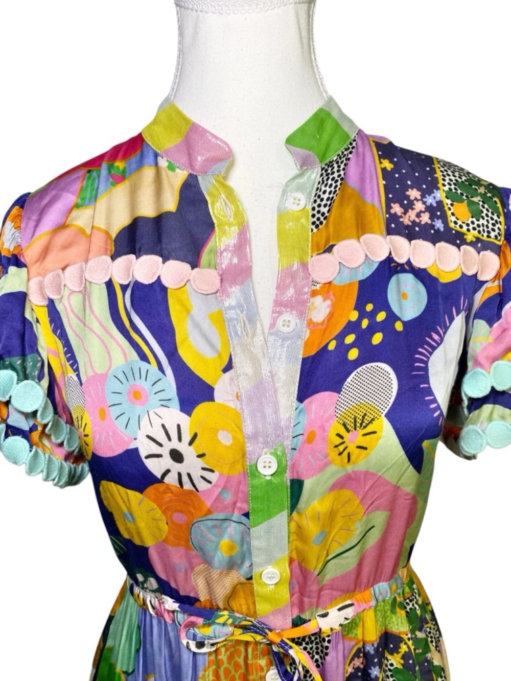 Celia B Vibrant Abstract Print Tiered
Button Down Maxi Dress - Scallop Trim - Picture 4 of 16